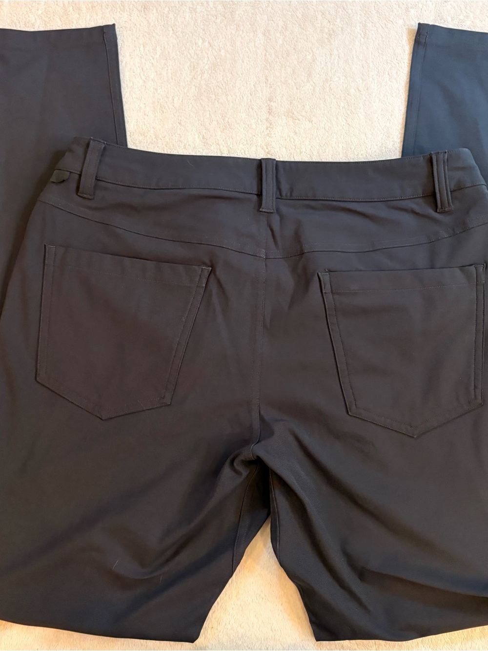 lululemon athletica Men's ABC 5-Pocket Chinos in Charcoal Black Sz 30